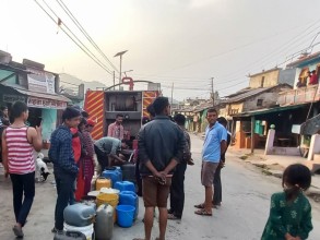 बैतडीको खोड्पेमा खानेपानीको हाहाकार, स्थानीयबासी समस्यामा 